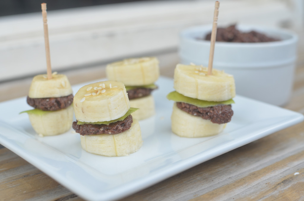 Chocolate Banana Burgers and Cinnamon Fries Recipe Chocolate Banana Burgers and Cinnamon Fries Recipe. Our favorite fun treat!