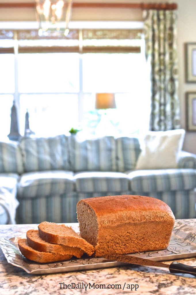Honey Whole Wheat Bread Recipe Organic Honey Whole Wheat Bread. This simple recipe contains just 6 ingredients and requires a mere 10 minutes of hands-on time.