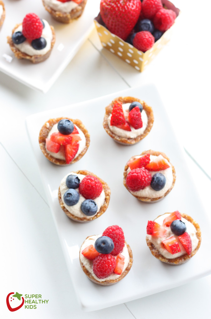 Cashew Cream Tart Recipe Cashew Cream Tart Recipe. These are sweet, nutty, and taste like an amazing bite of cookie mixed with fruit. www.superhealthykids.com