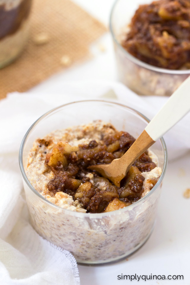 Apple Pie Overnight Oats + Quinoa Recipe Apple Pie Overnight Oats + Quinoa - a simple, healthy and absolutely delicious way to start the day. www.superhealthykids.com