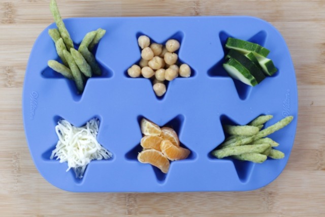  Easy Shortcut Dinners for Kids. Perfect for those busy nights around the holiday! www.superhealthykids.com