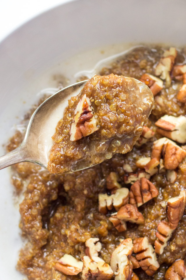 90-second Gingerbread Breakfast Quinoa Gingerbread Breakfast Quinoa makes for the perfect holiday breakfast -- healthy, delicious and made in under 2 minutes!