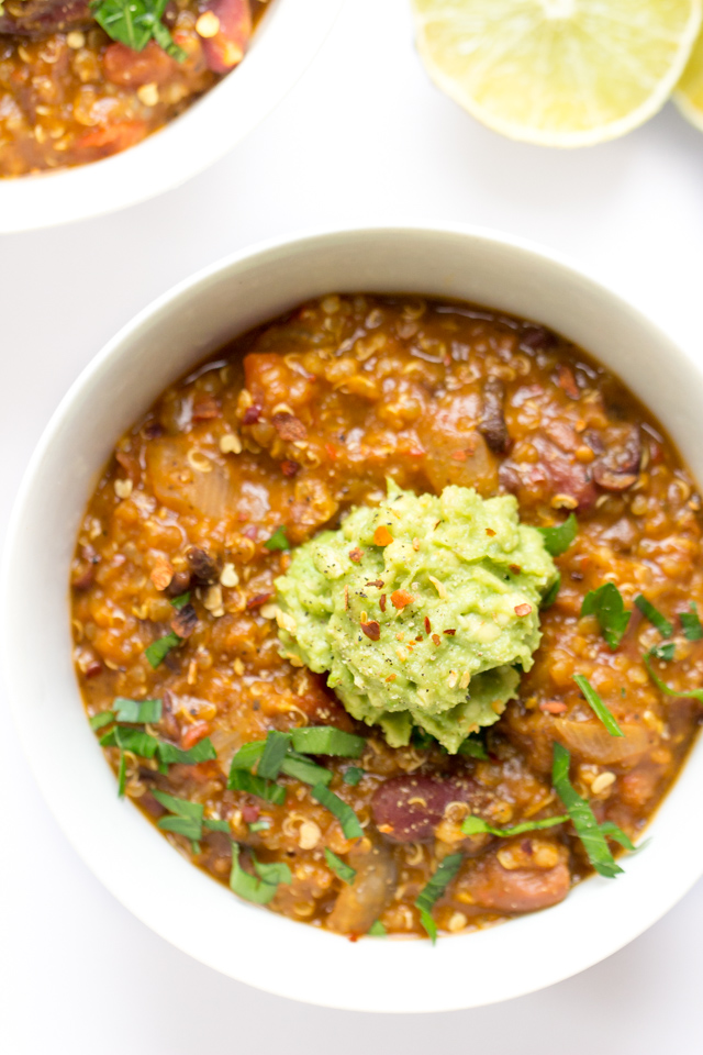 One-Pot Pumpkin Quinoa Chili Pumpkin Quinoa Chili - made in just one-pot and in under 45 minutes. No need for the slow cooker on this one!