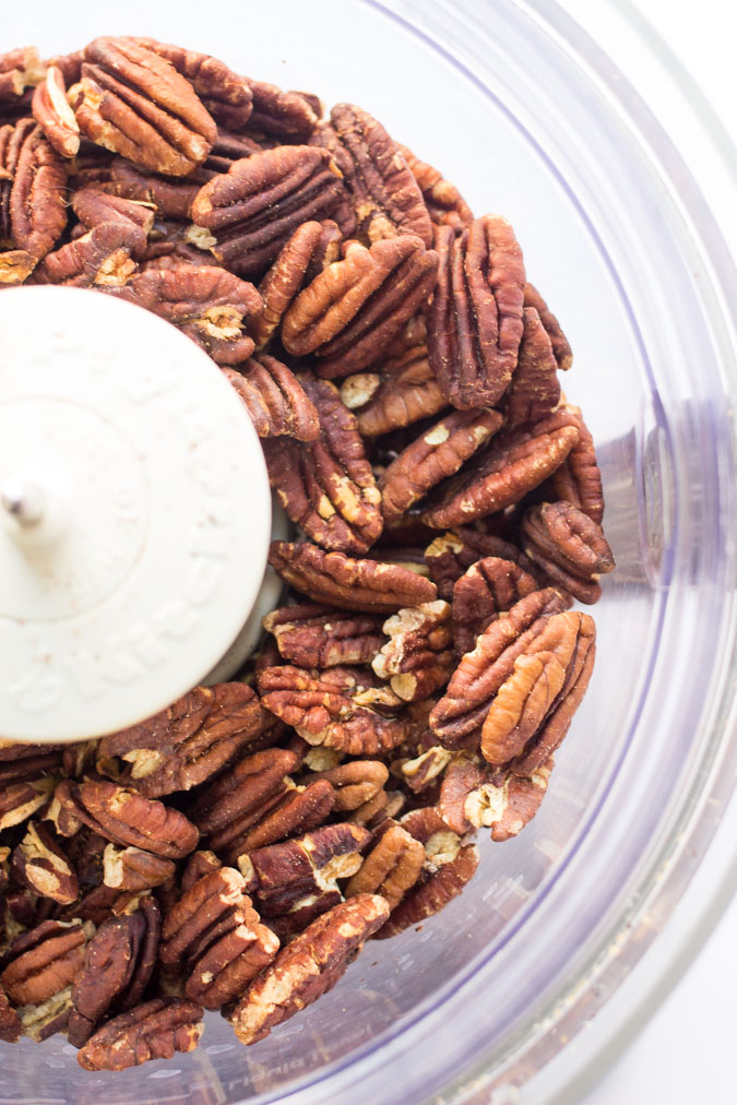 Homemade Pecan Butter: 5 Simple Steps How to make homemade pecan butter -- only 5 simple steps to the most delicious homemade nut butter on the planet!