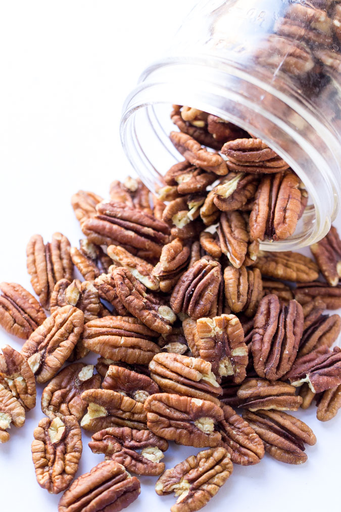 Homemade Pecan Butter: 5 Simple Steps How to make homemade pecan butter -- only 5 simple steps to the most delicious homemade nut butter on the planet!