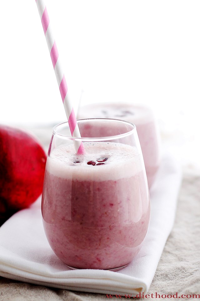 Pomegranate Yogurt Smoothie 10 delicious and healthy juice and soda alternatives for your kids! www.superhealthykids.com