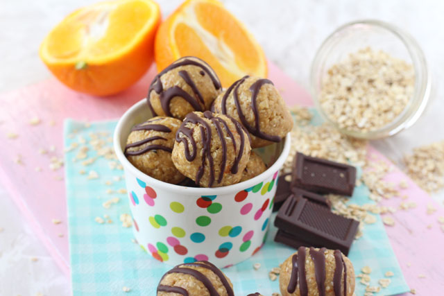 Chocolate Orange Energy Bites These Chocolate Orange Energy Bites make the perfect healthy snack for kids - chocolate and orange were meant to go together! www.superhealthykids.com