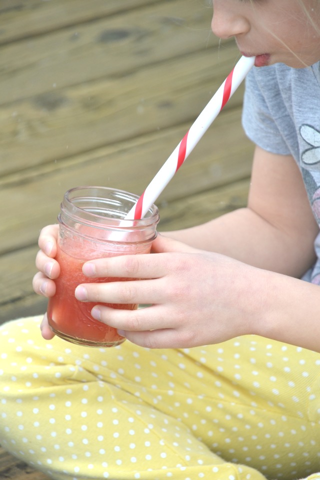 Fresh fruit slushies make a refreshing and hydrating summer drink without anything artificial. www.superhealthykids.com