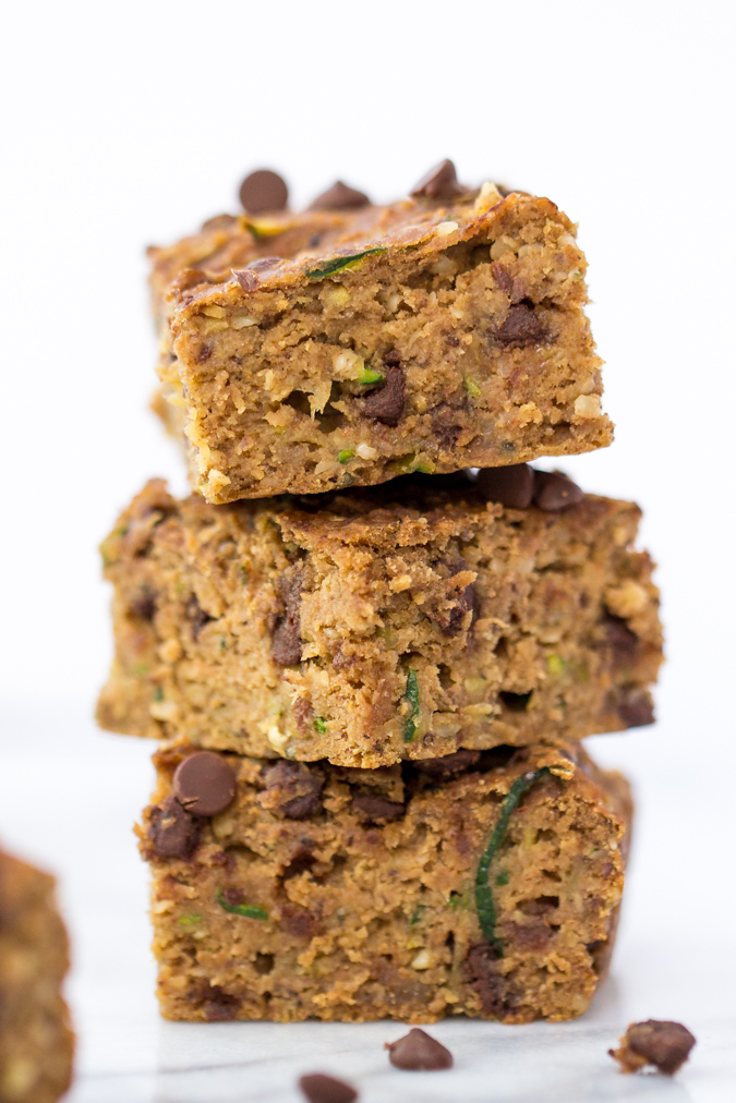 Chocolate Chip Zucchini Protein Bars Zucchini Chocolate Chip Protein Bars -- kid-friendly, allergy-friendly and absolutely delicious! No protein powders included - just naturally good protein! www.superhealthykids.com