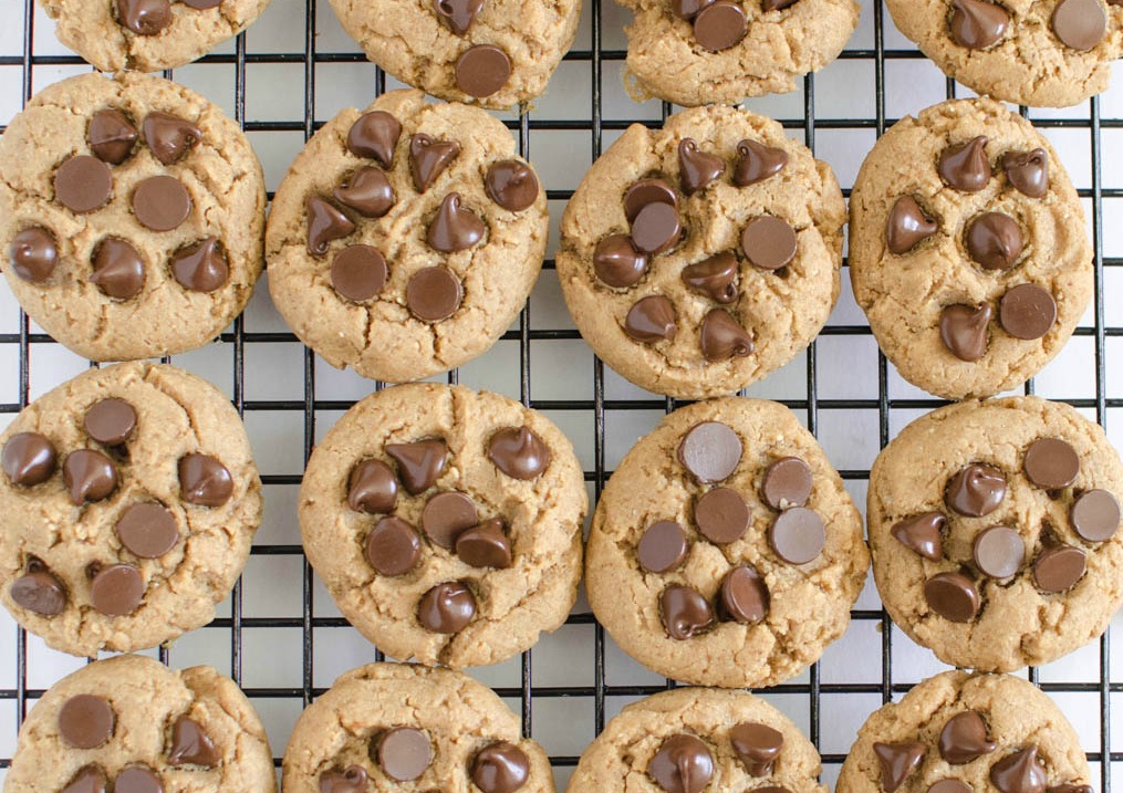 Peanut Butter Chocolate Chip Cookies Peanut Butter Chocolate Chip Cookies. These delicious and healthy cookies are made with wholesome ingredients.