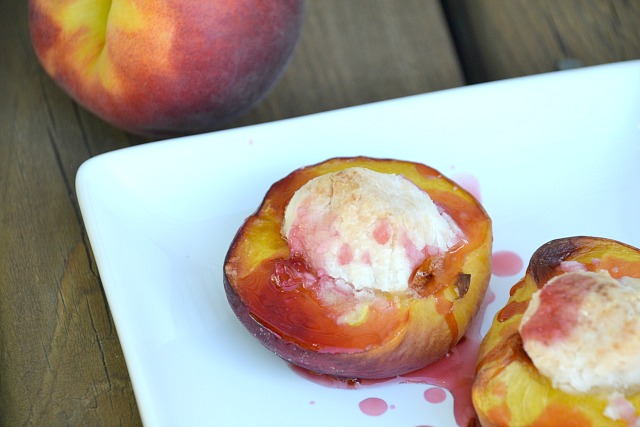 Enjoy the sweetness of summer without spending hours in the kitchen. This easy, allergen friendly inside out peach pie is the perfect breakfast or dessert for both kids and adults. sweetness of summer without spending hours in the kitchen. This easy inside out peach pie is the perfect breakfast or dessert for both kids and adults. www.superhealthykids.com