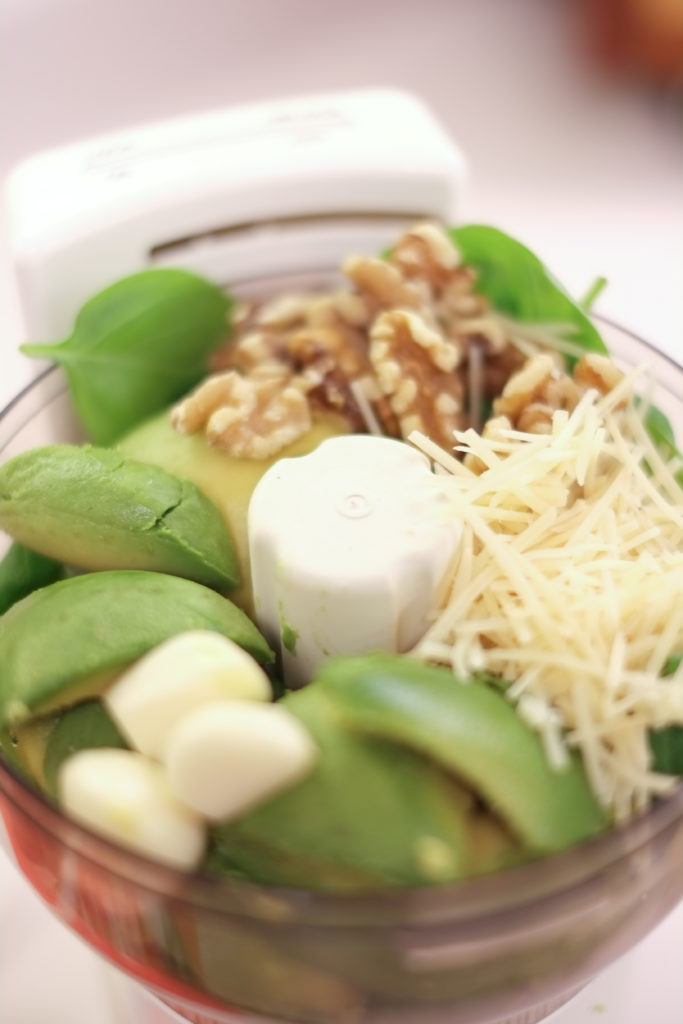 Avocado Pesto Spaghetti Squash Recipe Avocado Pesto Spaghetti Squash Recipe
