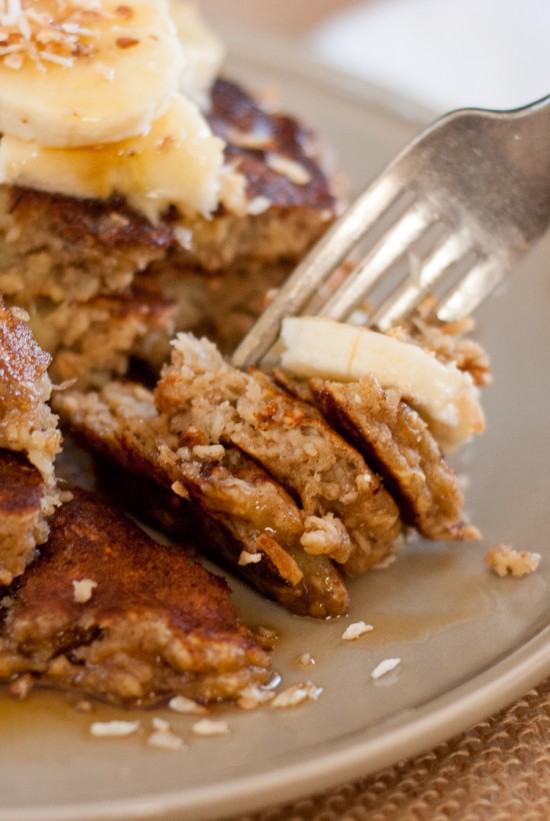 gluten-free-banana-oat-pancakes-12-550x821