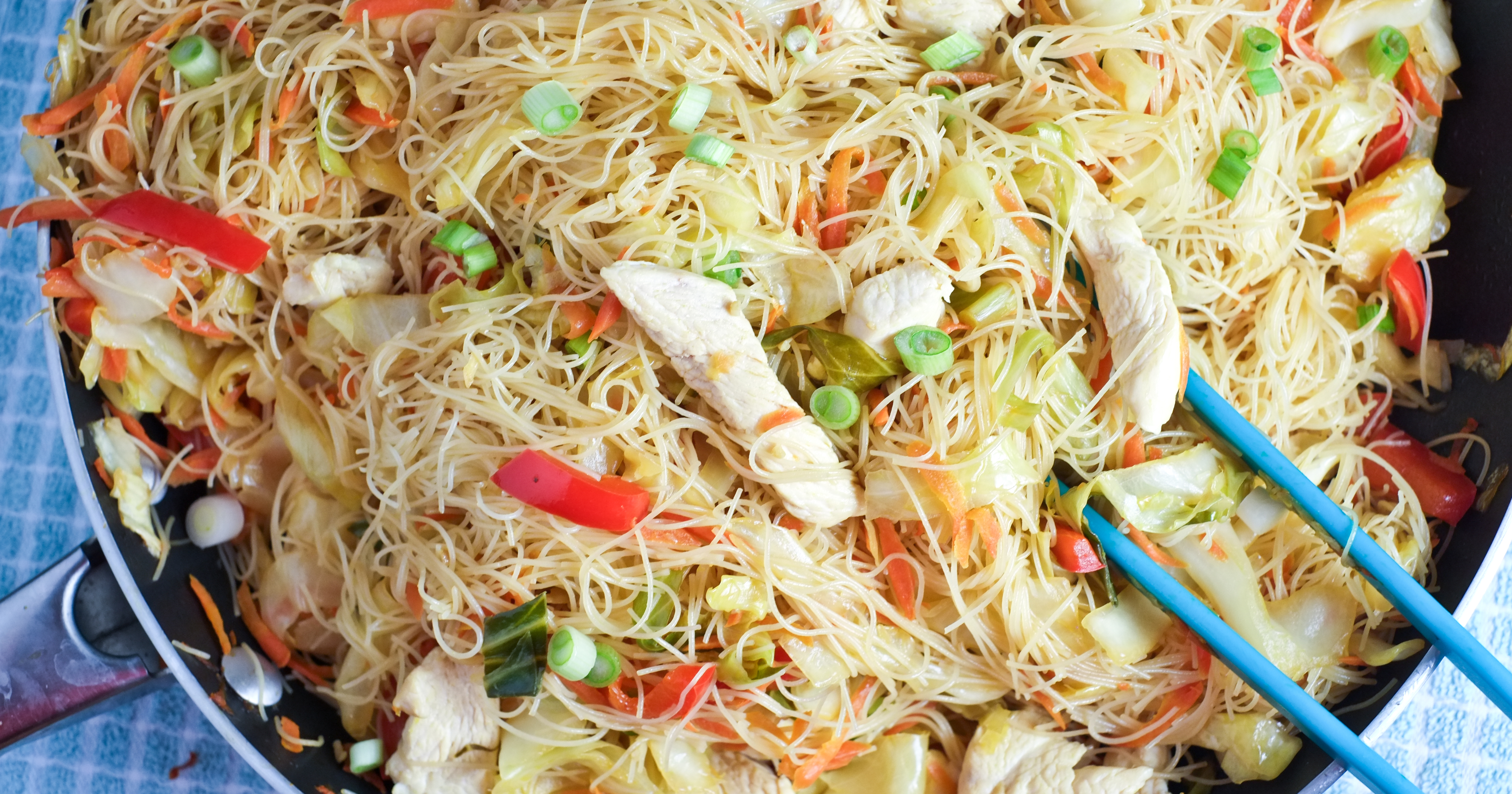 Easy Pancit Noodles and Veggies | Healthy Ideas for Kids