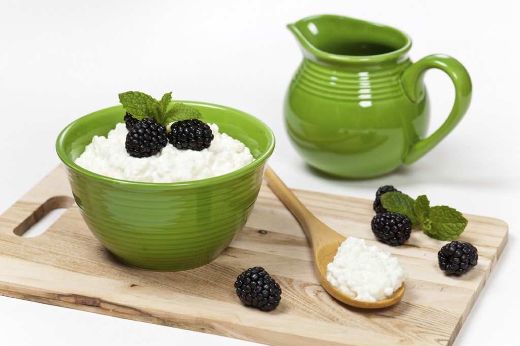 blackberries and cottage cheese