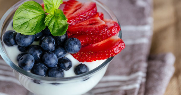 Homemade Yogurt 9 AMAZING Ways to Use Your Slow Cooker. Your slow cooker can make so many things you have probably never thought of!