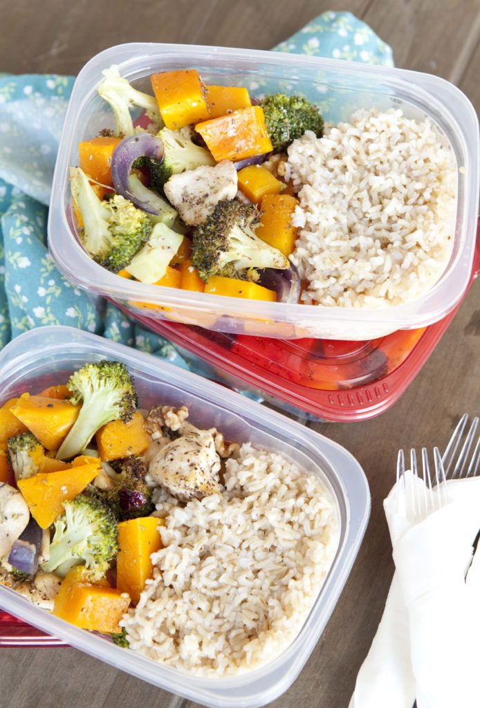 Chicken and Fall Roasted Veggies Sheet Pan Dinner. www.superhealthykids.com