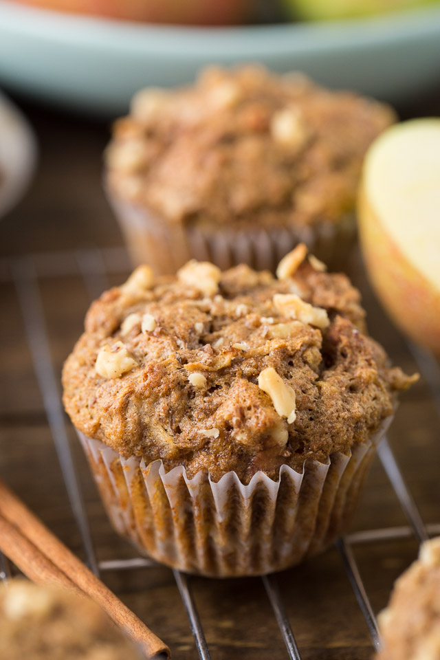 Healthy Apple Muffins the Kids (and you) will Love | Healthy Ideas for Kids