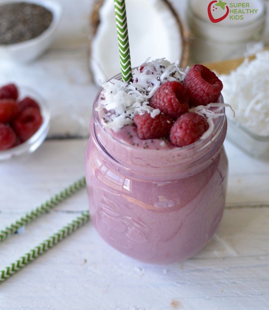 COCONUT RASPBERRY CHIA SMOOTHIE RECIPE COCONUT RASPBERRY CHIA SMOOTHIE! Full of good stuff, like omega 3 fatS!