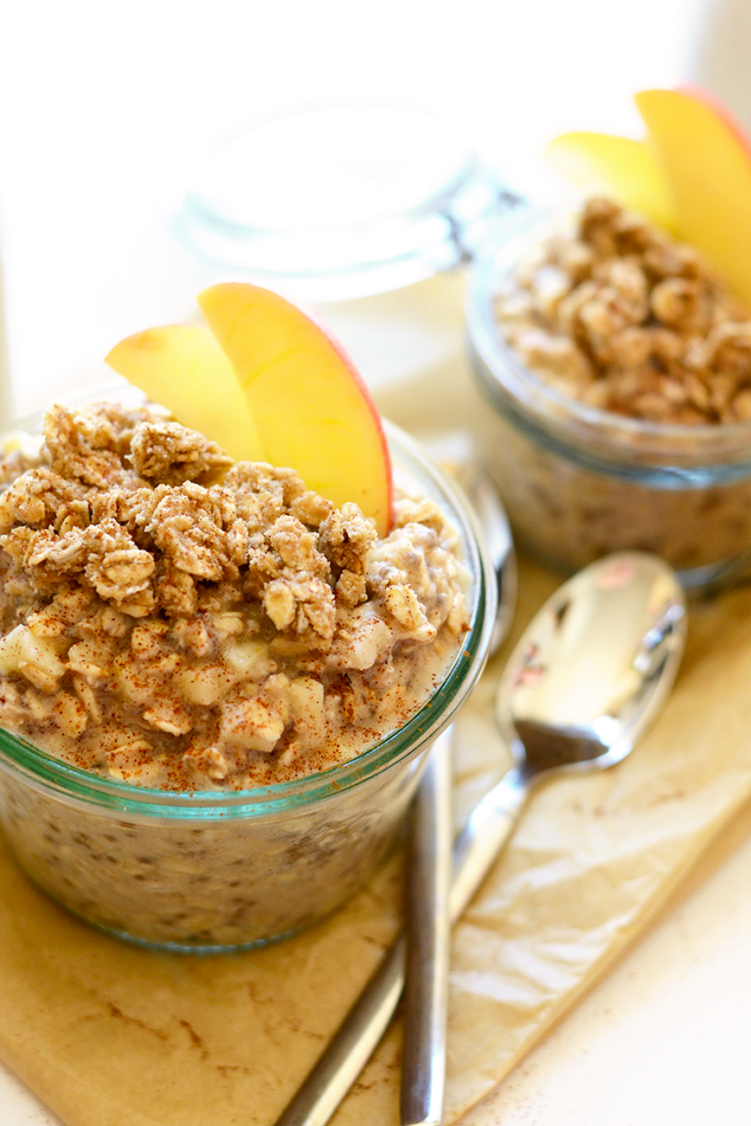 Apple Cobbler Overnight Oats Recipe Apple Cobbler Overnight Oats. Take 5 minutes to prep breakfast for the family before bed and have the most delicious, whole-grain breakfast that tastes exactly like Apple Cobbler! www.superhealthykids.com