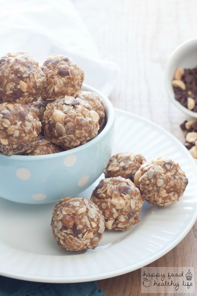 Peanut Butter Chocolate No-Bake Granola Bar Bites Peanut Butter Chocolate No-Bake Granola Bar Bites. Perfect for on-the-go snacking or school lunchboxes! www.superhealthykids.com