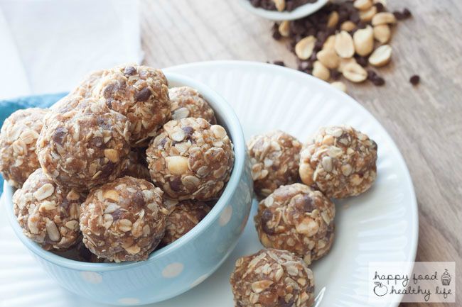 Peanut Butter Chocolate No-Bake Granola Bar Bites Peanut Butter Chocolate No-Bake Granola Bar Bites. Perfect for on-the-go snacking or school lunchboxes! www.superhealthykids.com