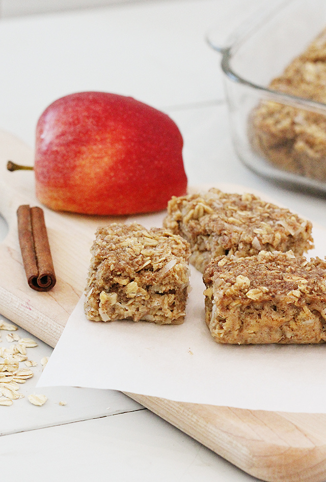 Apple Cinnamon Breakfast Oatmeal Bar