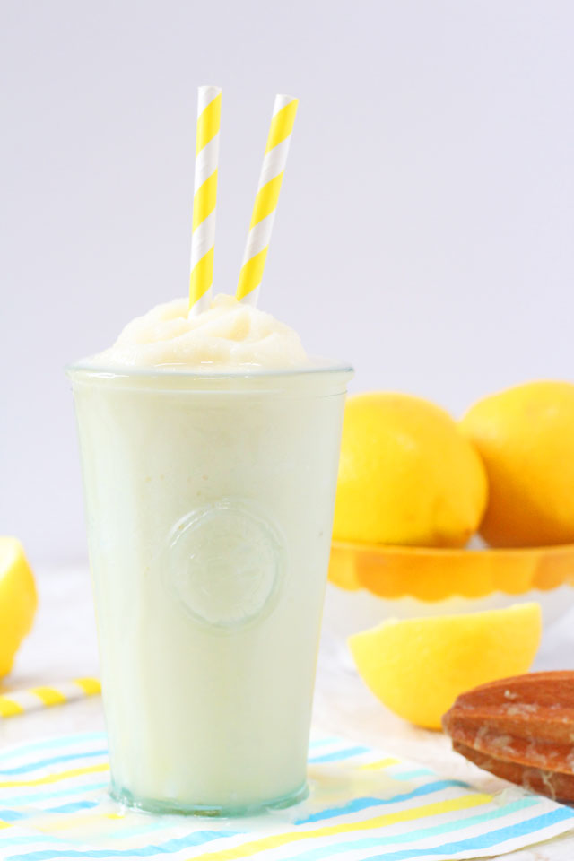 Healthy Frosted Lemonade {Chick-Fil-A Copycat} Chick-Fil-A Copycat! A delicious and refreshing recipe for homemade Frosted Lemonade made a little healthier! www.superhealthykids.com