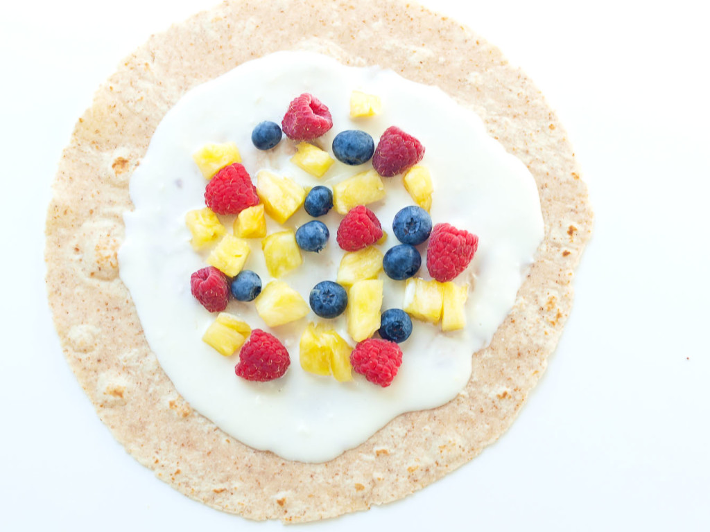 Sweet Fruit Wrap Top 10 Kid-Friendly Wraps. Great ideas to get out of the sandwich rut! www.superhealthykids.com