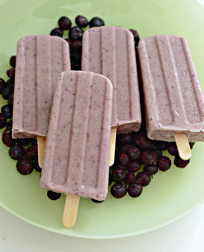 30 Kid Friendly Summer Snacks 30 Kid Friendly Summer Snacks - Fun and healthy snack ideas for kids! Perfect for summer snacking.