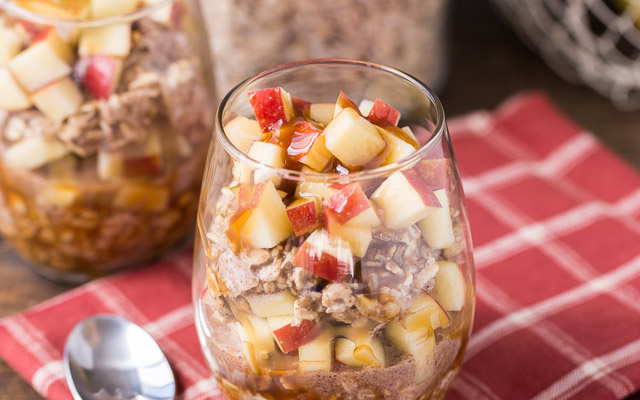 How to make Caramel Apple Overnight Oats