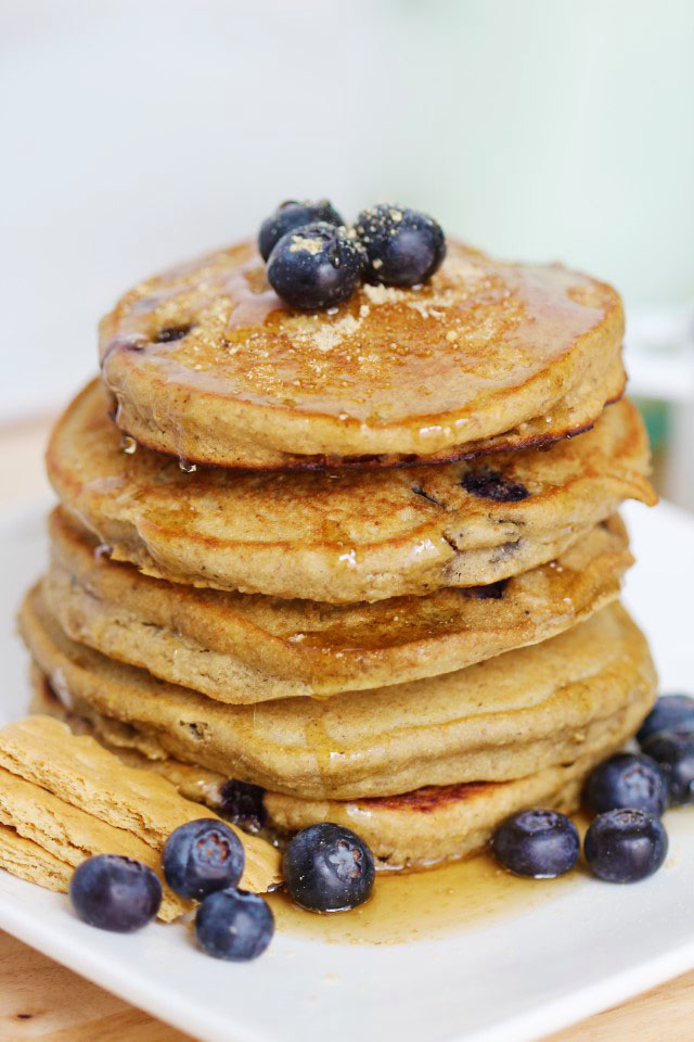 Blueberry Pancakes with Graham Cracker Crumb