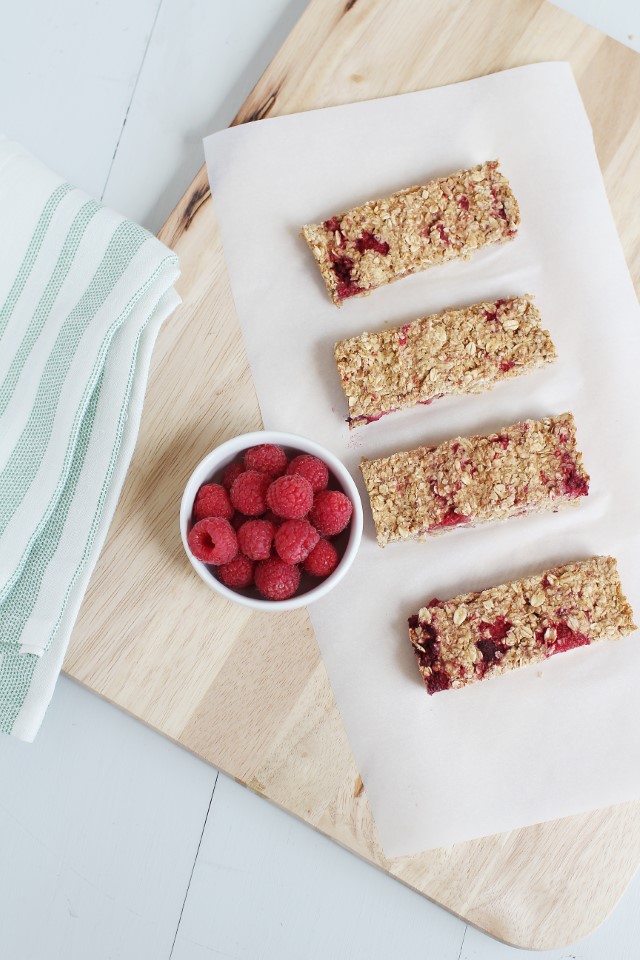 Raspberry Apple Granola Bars