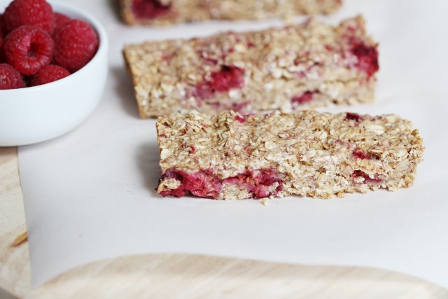 Raspberry Apple Granola Bars