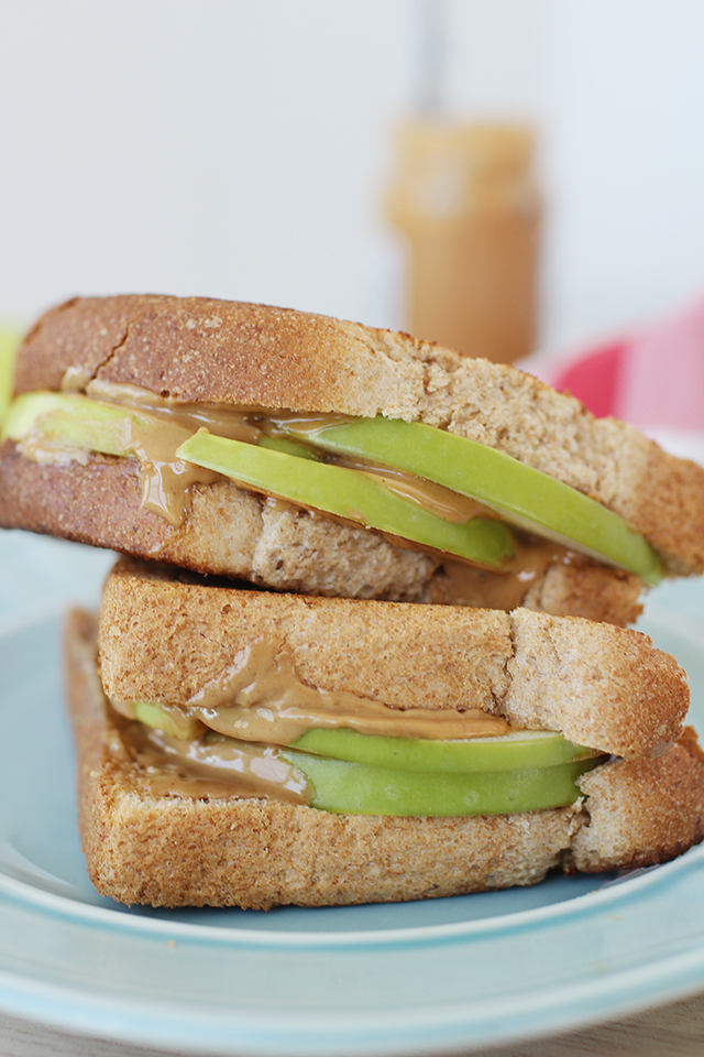 Grilled Apple and Peanut Butter Sandwich