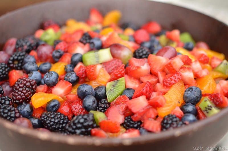 https://shk-images.s3.amazonaws.com/wp-content/uploads/uploads/files/5971/large/201205Fruit-salad-1.jpg